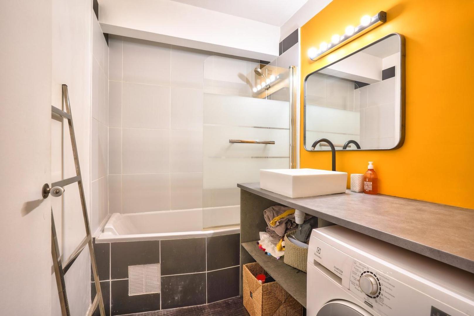 Guestready - Apt Confortable Avec Terrasse Au 18E Paris Exterior photo